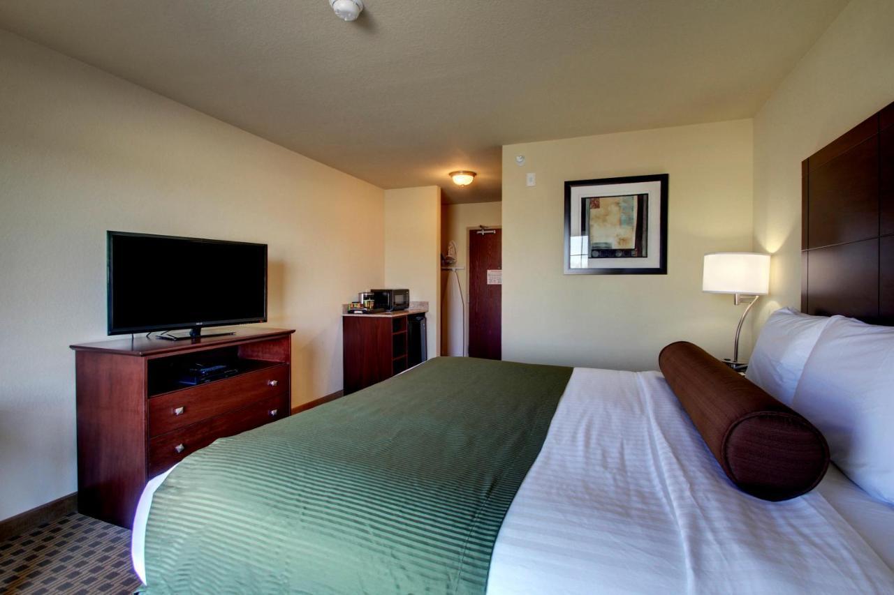 Cobblestone Inn & Suites - Carrington Εξωτερικό φωτογραφία