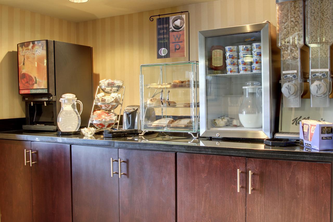 Cobblestone Inn & Suites - Carrington Εξωτερικό φωτογραφία