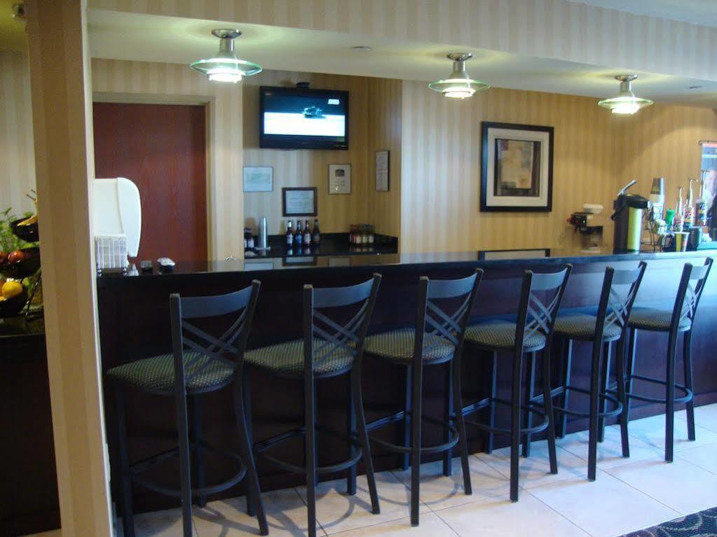 Cobblestone Inn & Suites - Carrington Εξωτερικό φωτογραφία